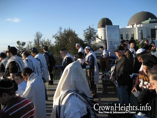 Chabad Houses In California Unite In Birchas HaChama | CrownHeights ...